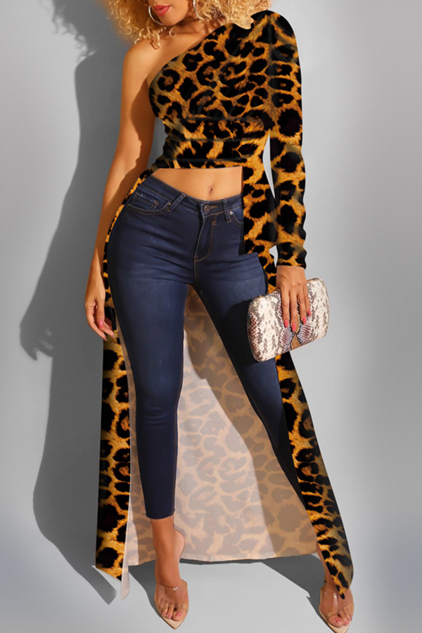 one shoulder leopard top