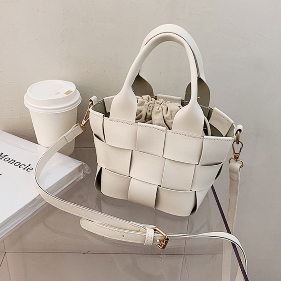 cute white crossbody bags